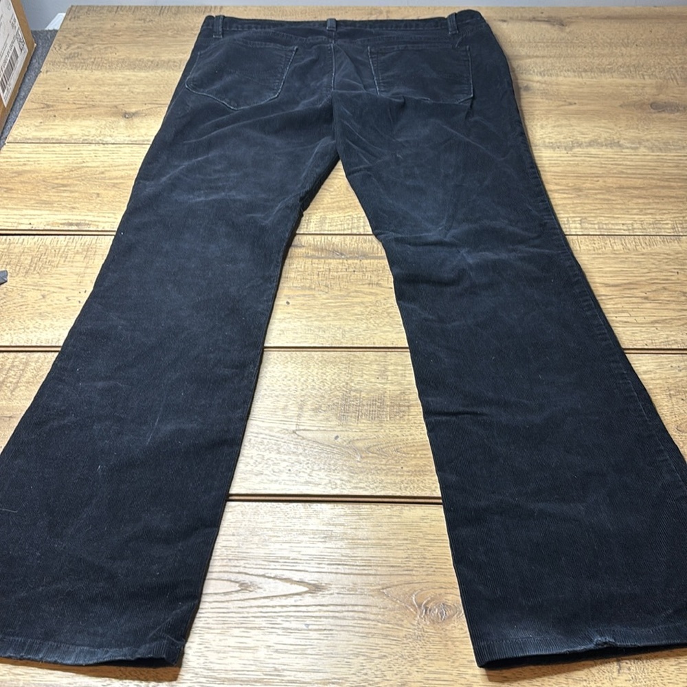 Women’s Ann Taylor Loft Black Modern Boot Baby Corduroy Pants Size 12 - Picture 4 of 9